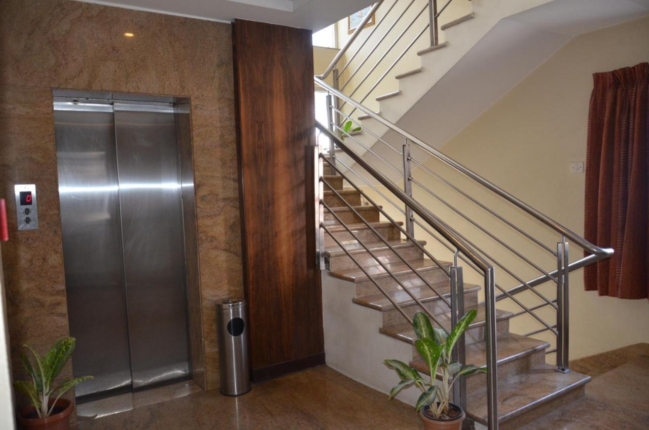 Hotel Silicrest Bangalore Extérieur photo